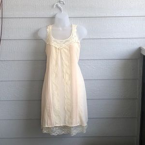 Cream lace detail knee length dress